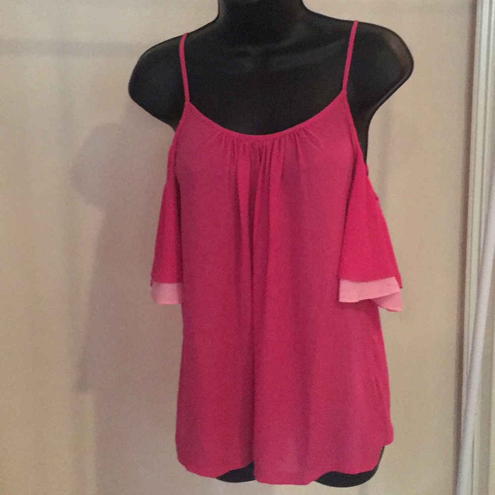 NWT- INC-International Concepts Cold Shoulder Top